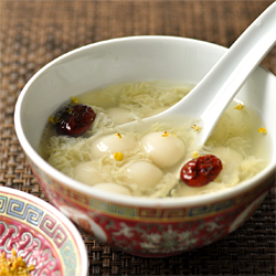 Baby Tang Yuan in Boozy Soup