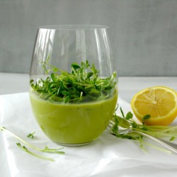 Bright Green Asparagus Soup