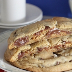 S’mores Stuffed Cookies