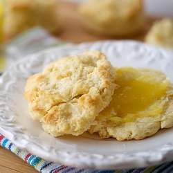 Buttermilk Biscuits & Lemon Curd