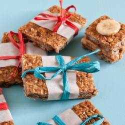 Peanut Butter Banana Granola Bars