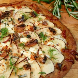 Apple, Goat Cheese and Walnut Pizza