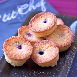 Financiers with Blueberries