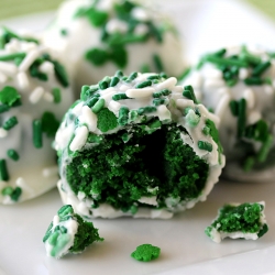 Green Velvet Cake Pops