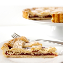 Raspberry Linzer Torte