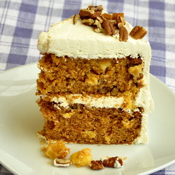 Pineapple Pecan Carrot Cake