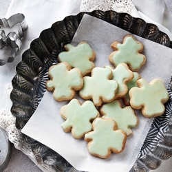 Shamrock Shortbread Cookies