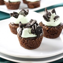 Fudge Mint Brownie Cupcakes