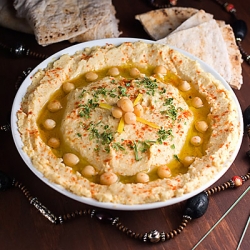 Hummus without Tahini