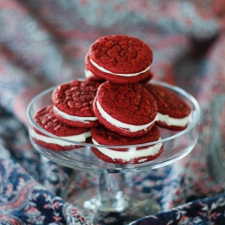 Red Velvet Whoopie Pies