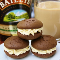 Irish Cream Whoopie Pies