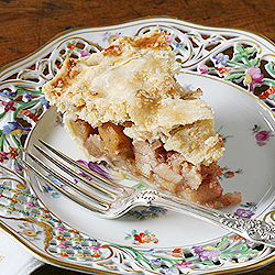 Quintessential American Apple Pie