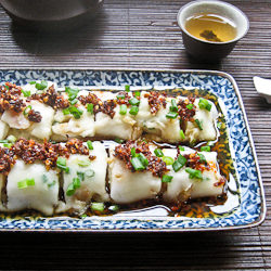 Hong Kong Steamed Rice Noodle Rolls