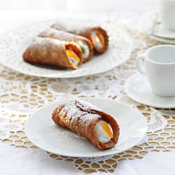 Sicilian Cannoli