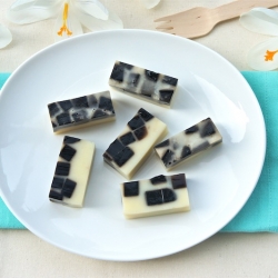 Black And White Jelly