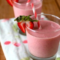 Strawberry Pineapple Smoothies