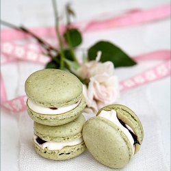 Matcha Macarons with Cherry Mascarpone