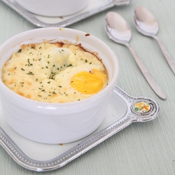 Baked Eggs w/ Mashed Potato