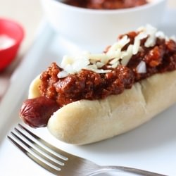 Classic Chili Dogs