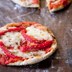 Roasted Red Pepper Pita Pizza