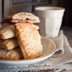 DIY Mini Strawberry Poptarts