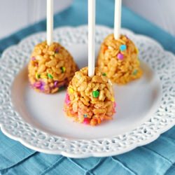 Crispy Treats Easter Pops