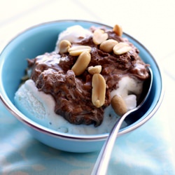 Snickers Hot Fudge Sundae