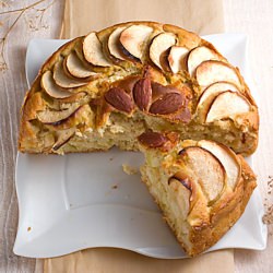 Apple Honey Cake