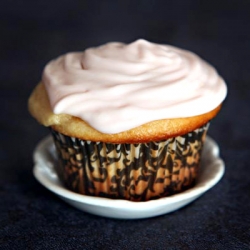 Pink Grapefruit Yogurt Cupcakes