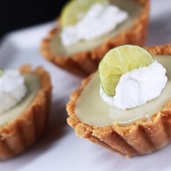 Key Lime Pie Tarts