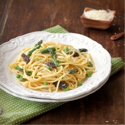 Linguine w/ Morels & Asparagus