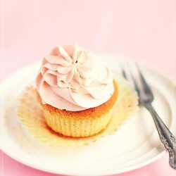 Magnolia Bakery’s Vanilla Cupcakes