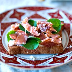 Homemade Hot Smoked Salmon