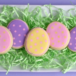 Polka-Dot Easter Egg Cookies