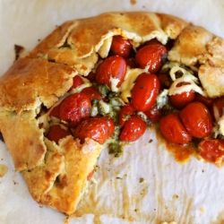 Tomato Pesto Crostata