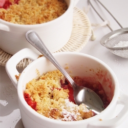 Rhubarb Berry Crumble