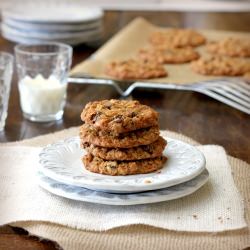 Oatmeal Raisin Cookies