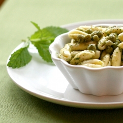 Peas, Pasta and Mint Pesto