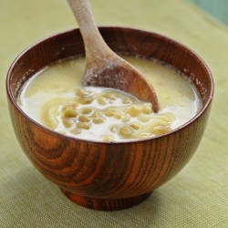 Turkish “Tutmac” Soup