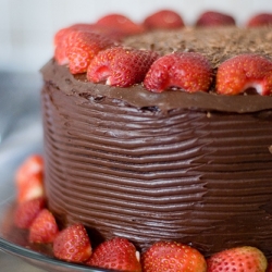 4-Layer Chocolate Raspberry Torte