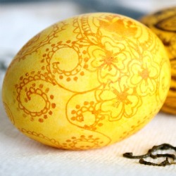 Haldi & Henna Easter Eggs!