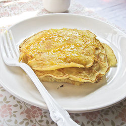 Pancakes with Lemon Curd