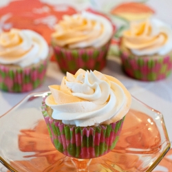 Vegan Creamsicle Cupcakes