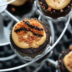 Caramel deLite Cupcakes