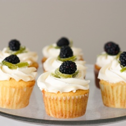 Blackberry Blackbird Cupcakes