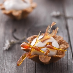 Maple Mousse in Crispy Almond Basket