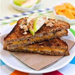 Apple Pie Grilled Cheese