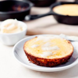 Southern Style Skillet Cornbread