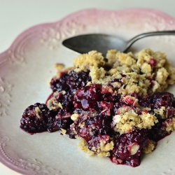 Blackberry Lemon Crumble