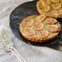 Brown Rice and Fig Tartlets